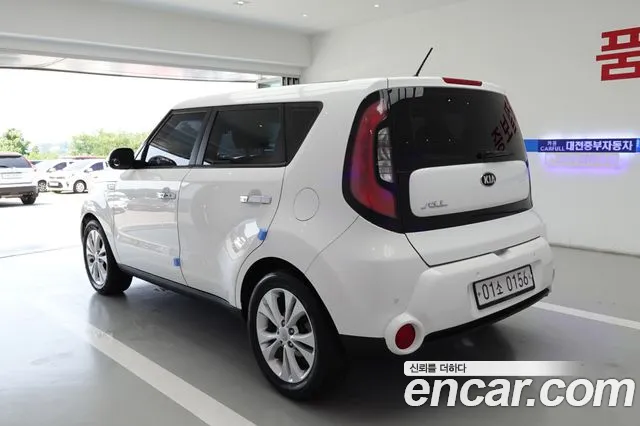 Kia Soul 2015 thumb 6