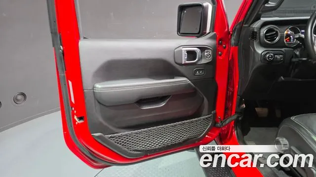 Jeep Wrangler 2022 thumb 3