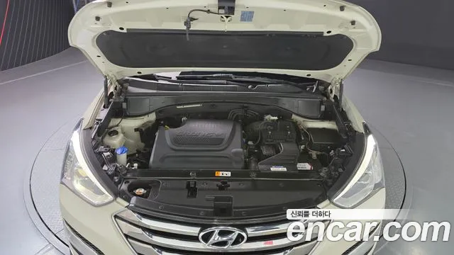 Hyundai Санта Фе 2013 thumb 8