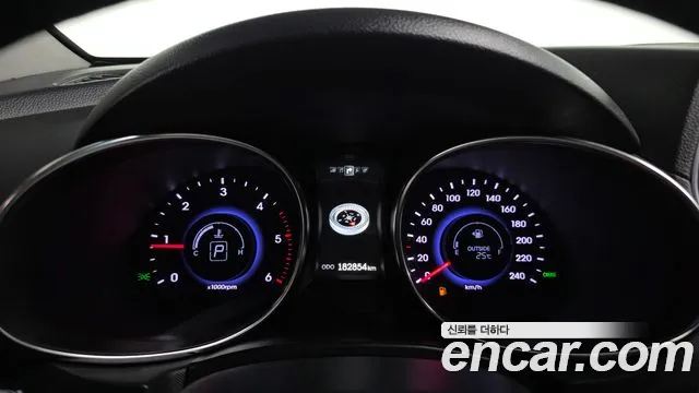 Hyundai Санта Фе 2013 thumb 7