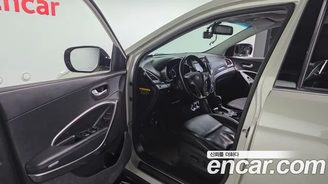 Hyundai Санта Фе 2013 thumb 6