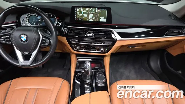 BMW 5 серии 2018 thumb 4