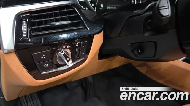 BMW 5 серии 2018 thumb 7
