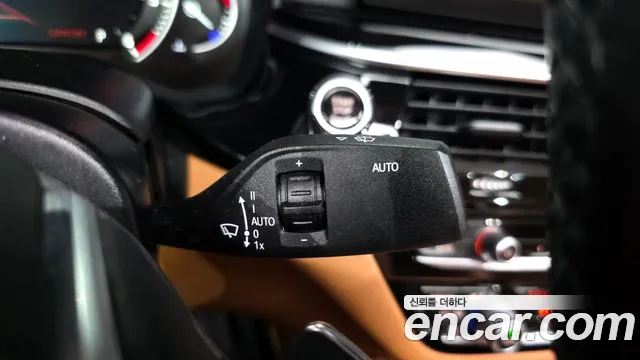 BMW 5 серии 2018 thumb 3