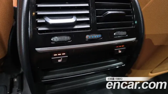 BMW 5 серии 2018 thumb 8