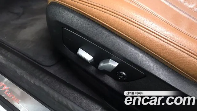 BMW 5 серии 2018 thumb 9