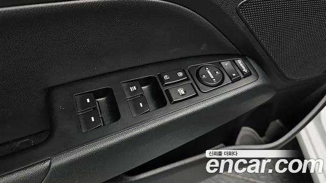 Hyundai AD 2018 thumb 6