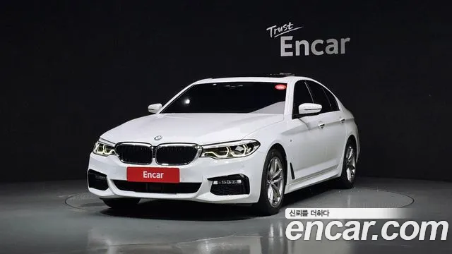 BMW 5 серии 2017 thumb 10