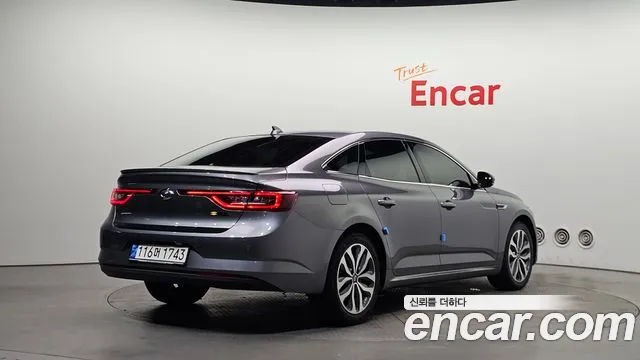 Renault SM6 2016 thumb 10