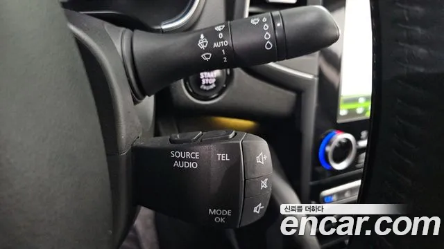 Renault SM6 2016 thumb 11