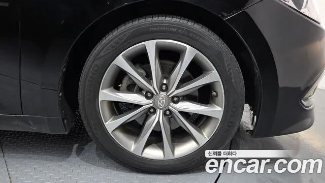 Hyundai Grandeur 2014 thumb 11