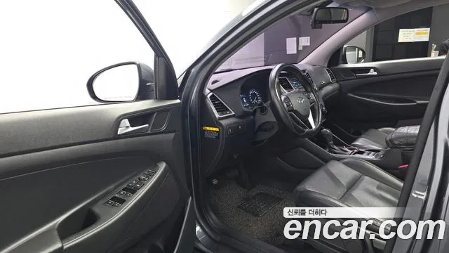 Hyundai Tucson 2016 thumb 10