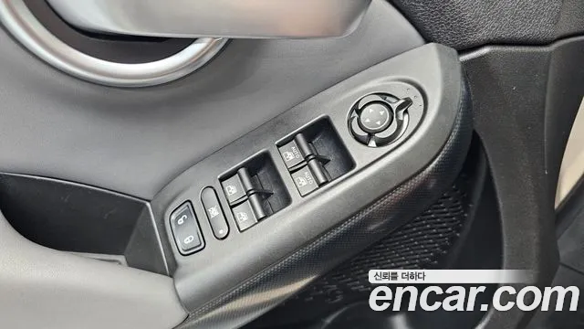 Fiat 500X 2016 thumb 12