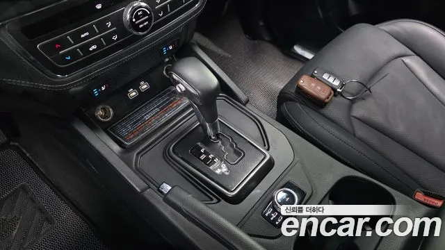 KGM Rexton 2023 thumb 3