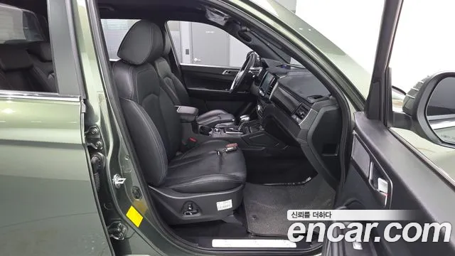 KGM Rexton 2023 thumb 8
