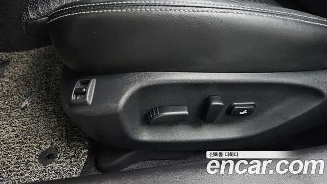 Infiniti Q50 2016 thumb 9