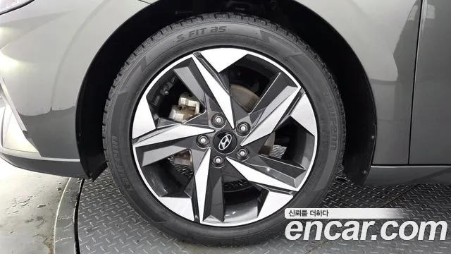 Hyundai Elantra 2021 thumb 10
