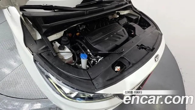 Kia Carnival 2019 thumb 9