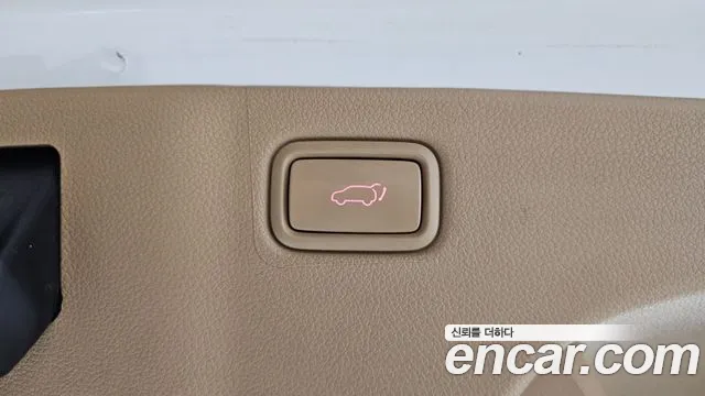 Kia Carnival 2018 thumb 12