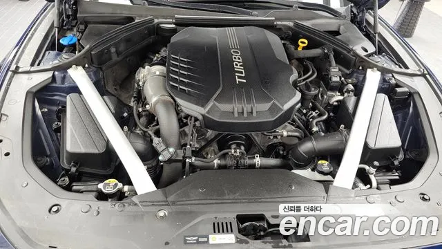Genesis G70 2019 thumb 12