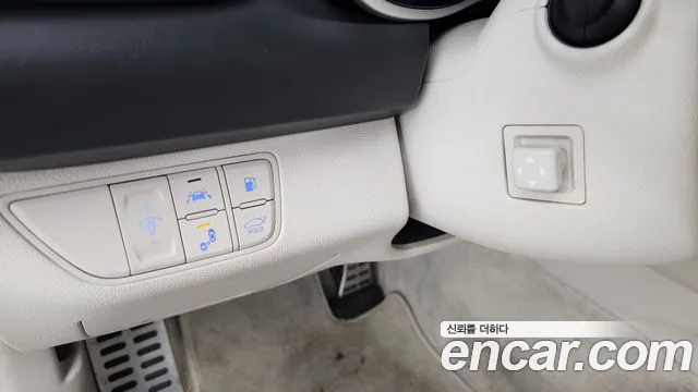 Genesis G70 2019 thumb 10