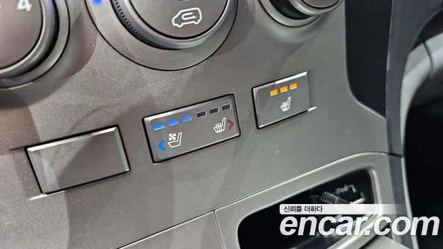 Hyundai Staria 2015 thumb 8