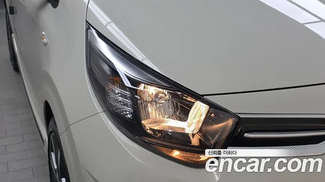 Kia morning 2023 thumb 9