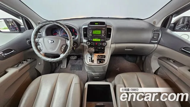 Kia Canival 2013 thumb 4