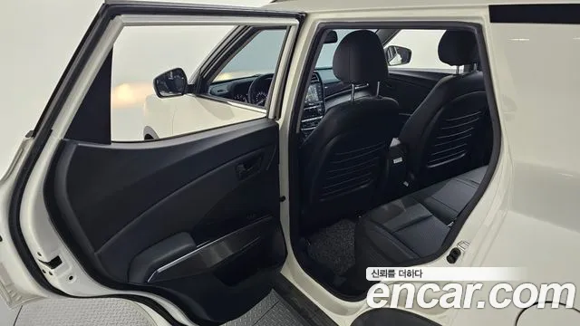 KGM Tivoli 2020 thumb 6