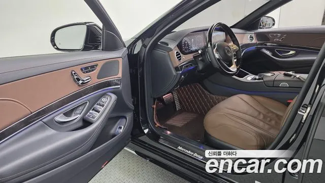 Mercedes-Benz S-Class 2020 thumb 7