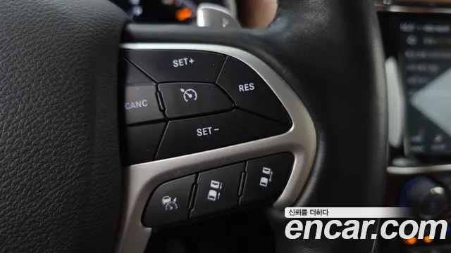 Jeep Grand Cherokee 2021 thumb 6