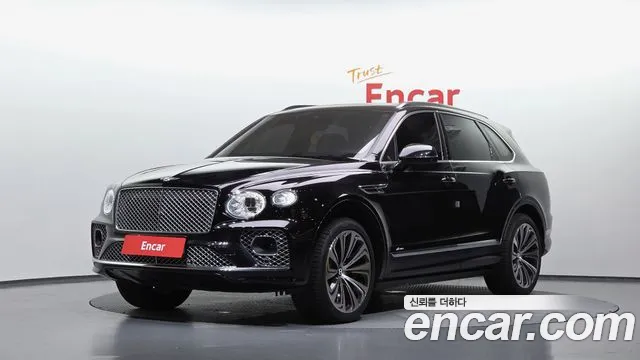 Bentley Bentayga 2023 thumb 10