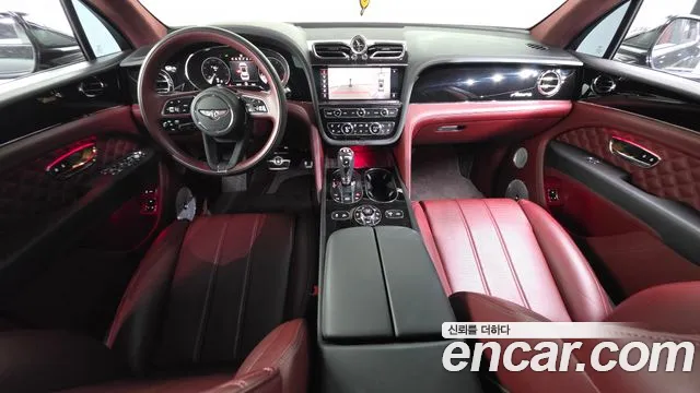 Bentley Bentayga 2023 thumb 11