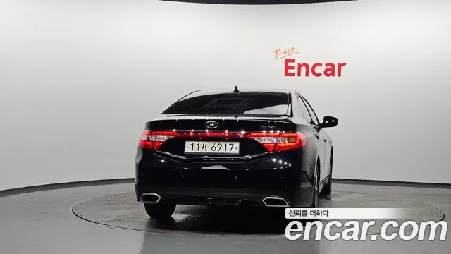 Hyundai Grandeur 2015 thumb 2