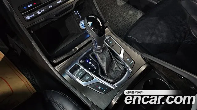 Hyundai Grandeur 2015 thumb 3