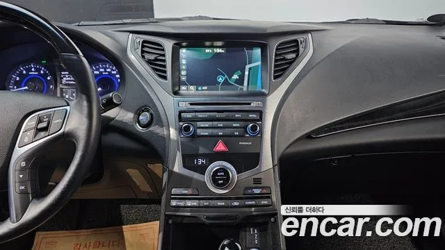 Hyundai Grandeur 2015 thumb 6