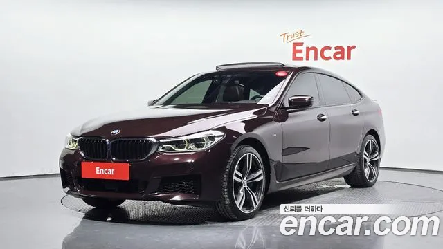 BMW 6 серии Gran Turismo 2018 thumb 10