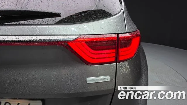 Kia Sportage 2018 thumb 11