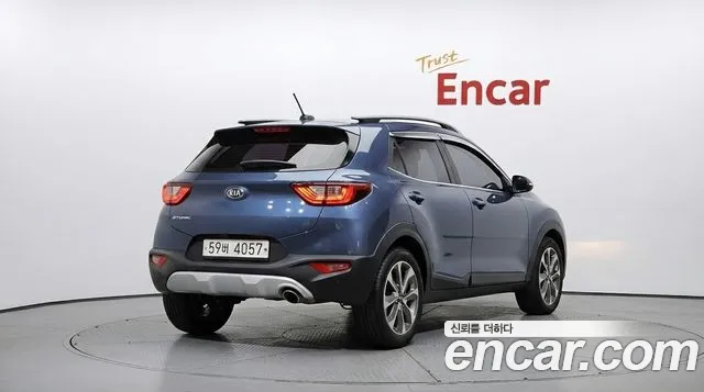 Kia Stonic 2017 thumb 6
