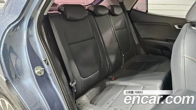 Kia Stonic 2017 thumb 5