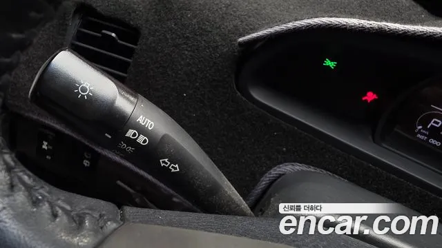 KGM Korando 2013 thumb 11