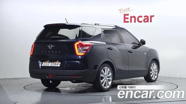 KGM Tivoli Air 2016 thumb 8