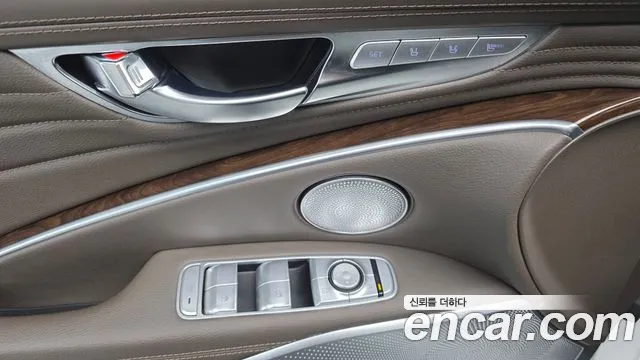 Kia K9 2019 thumb 8