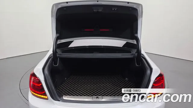Kia K9 2019 thumb 6