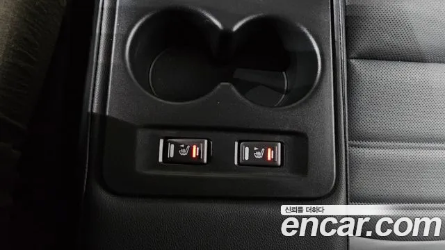 Renault SM6 2018 thumb 9