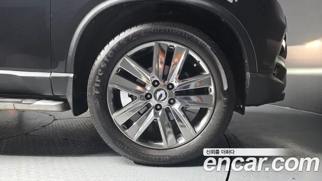 KGM Rexton 2019 thumb 7