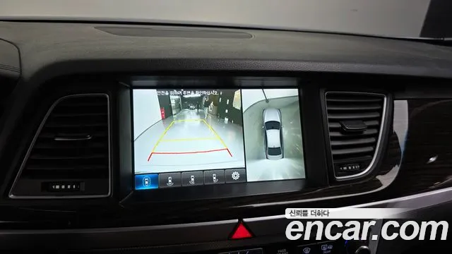 Genesis G80 2016 thumb 12