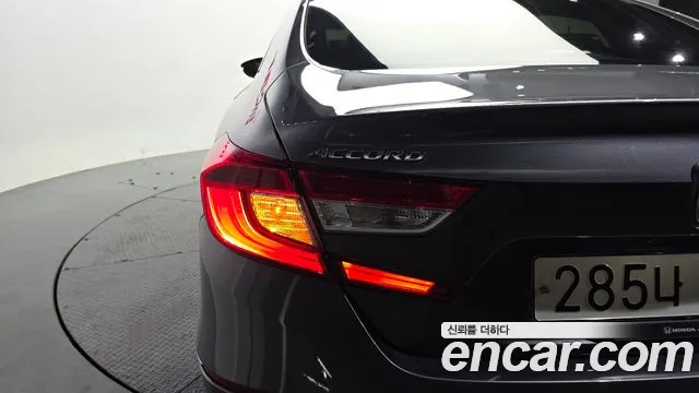 Honda Accord 2021 thumb 3