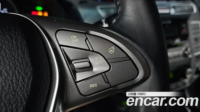 KGM Korando 2018 thumb 8