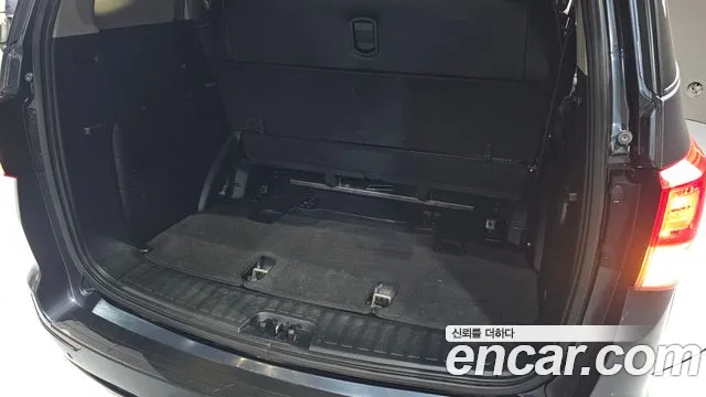 KGM Korando 2018 thumb 10